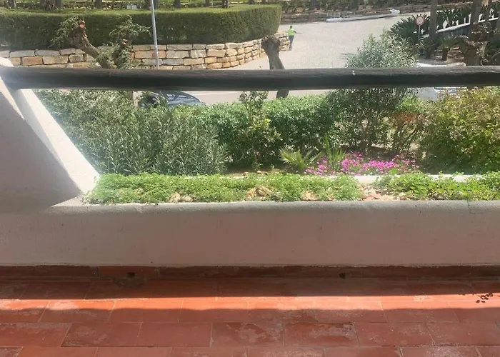 Perfect Holidays אלבופיירה